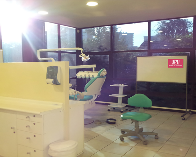 Diseño Interior - Sala de Procedimientos Odontológicos